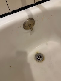 Bathtub rust