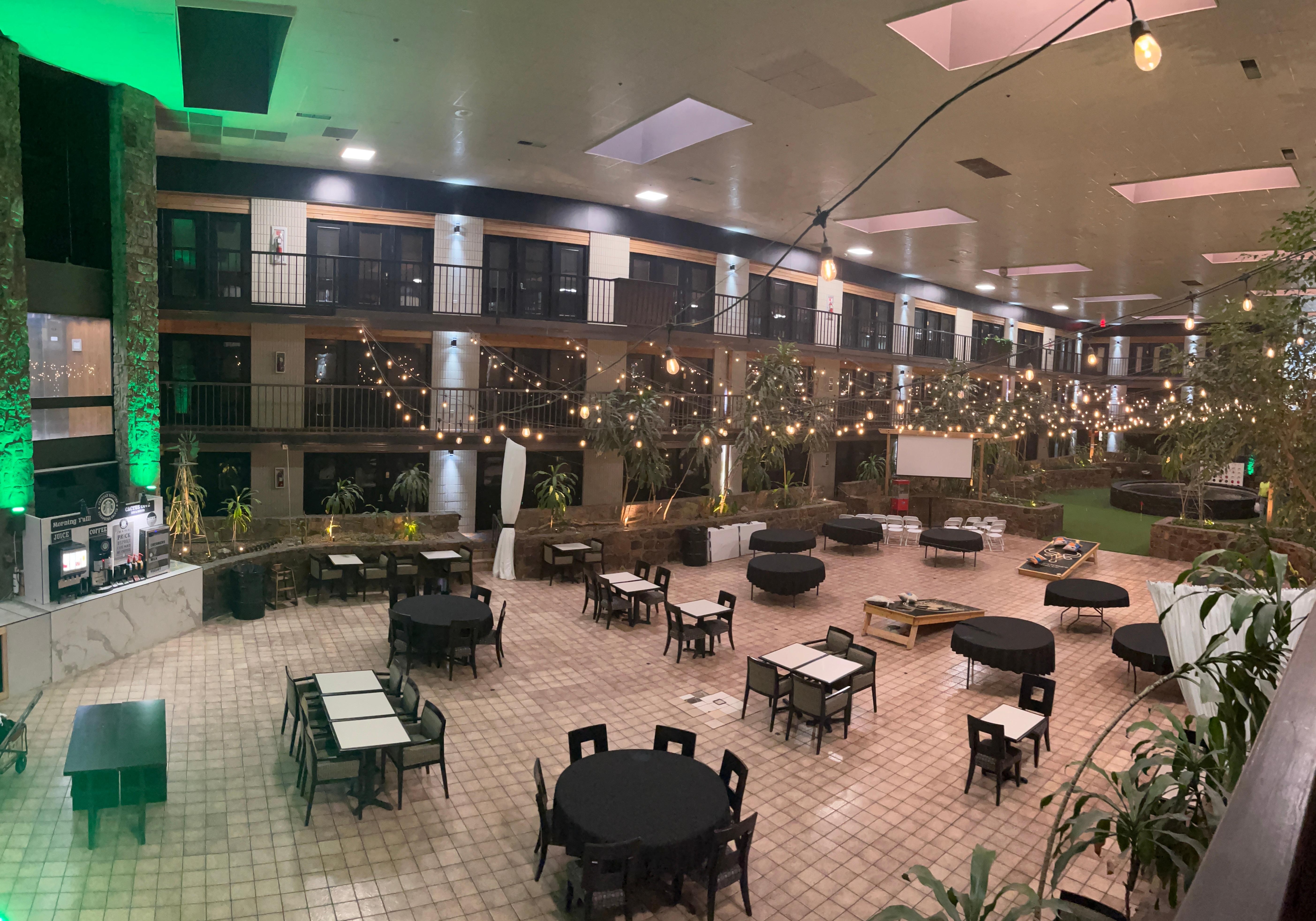 Atrium where breakfast was seeved