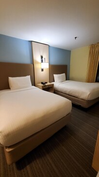 After the hotel room was cleaned, it was very clean and comfortable!
ホテル客室の掃除が入った後。とても清潔で気持ちがいい!