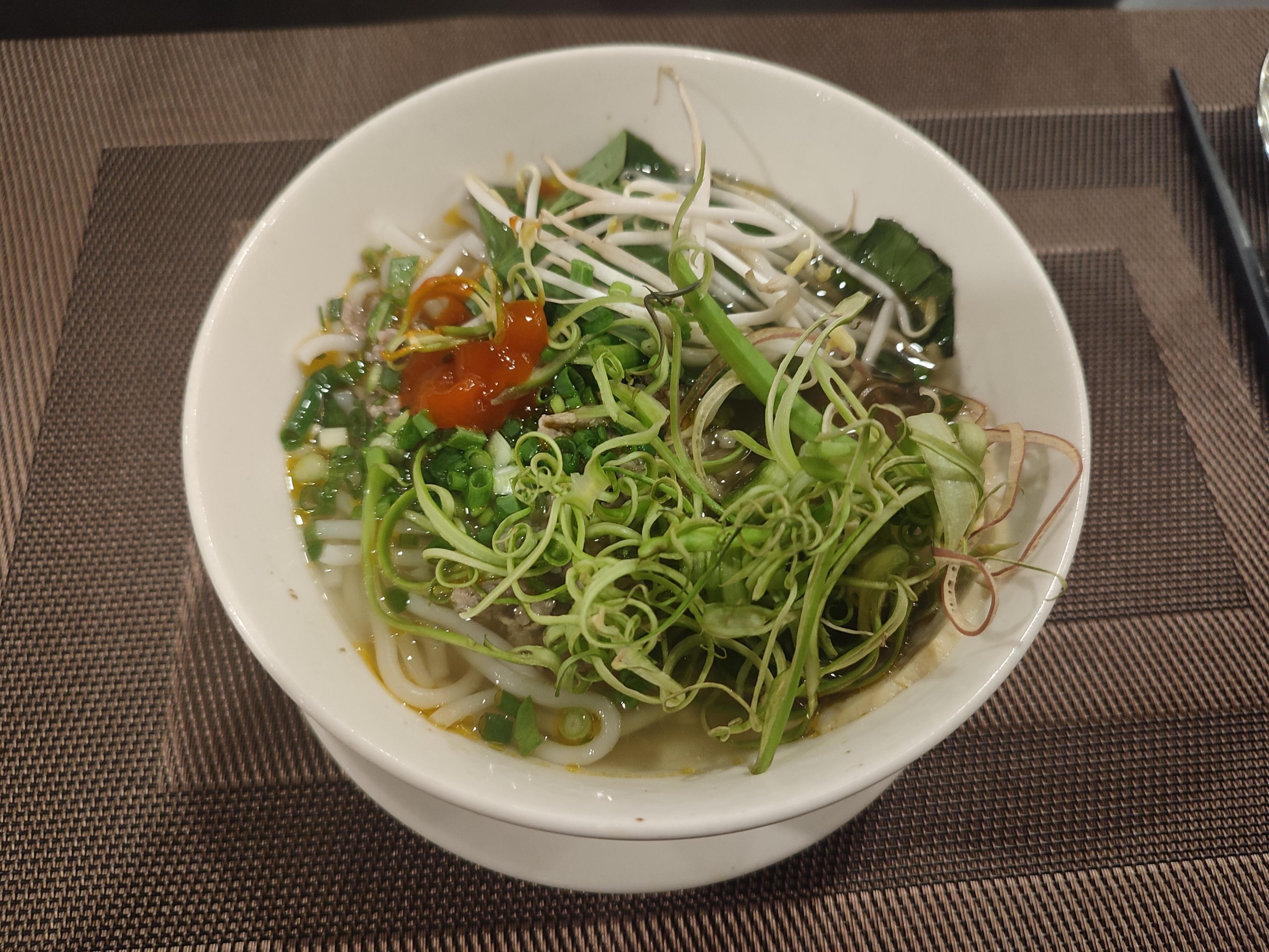 Breakfast buffet pho 