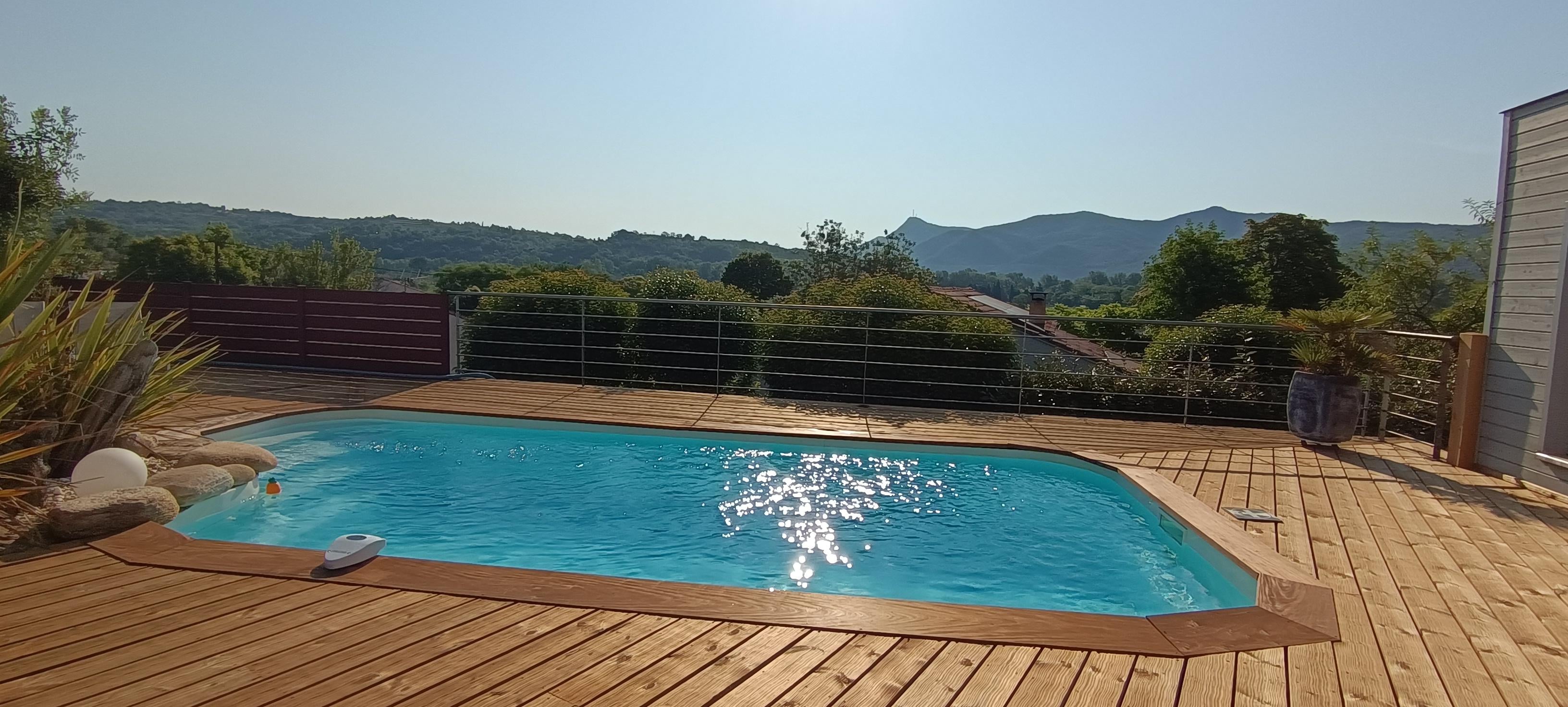 Toller Pool zum schwimmen 