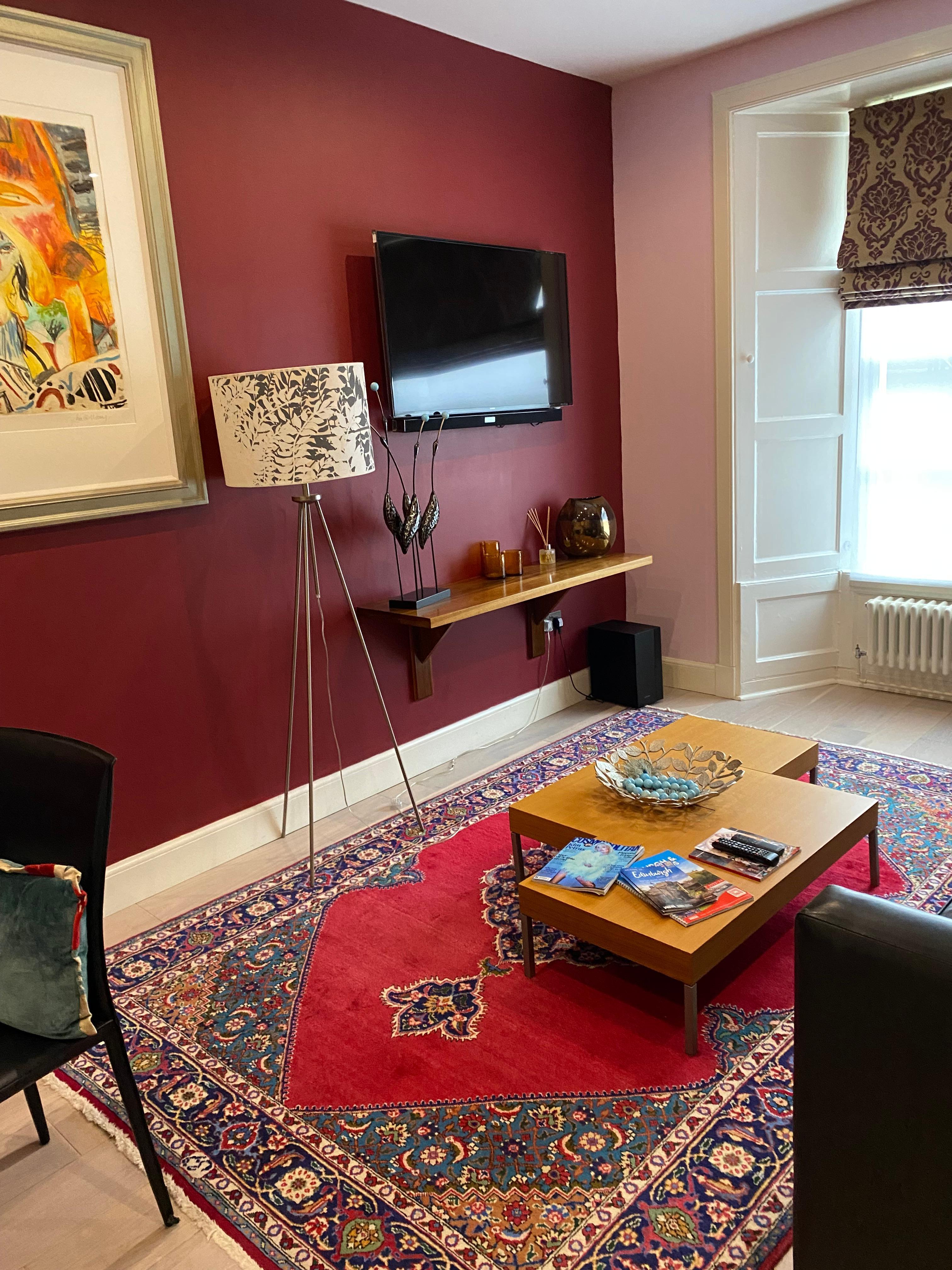 Seating area in apartment 1