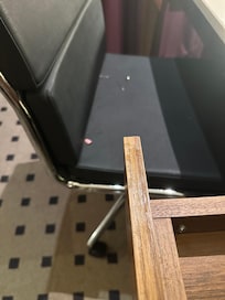 Klisteret ind i en form for væske