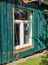 Noch nicht fertig eingesetzte Fenster