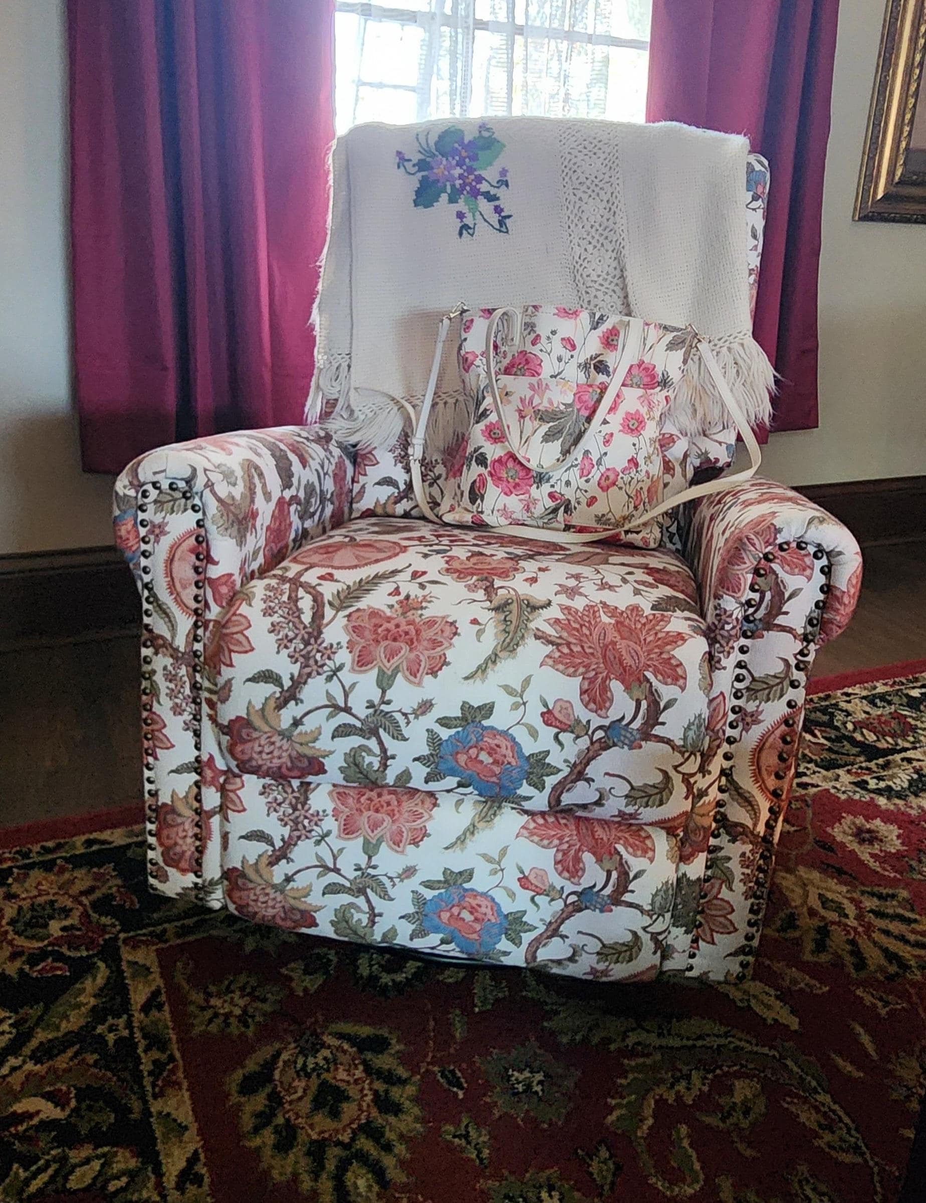 My purse matched the chair! :)