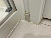 Dirt and hair in bathroom