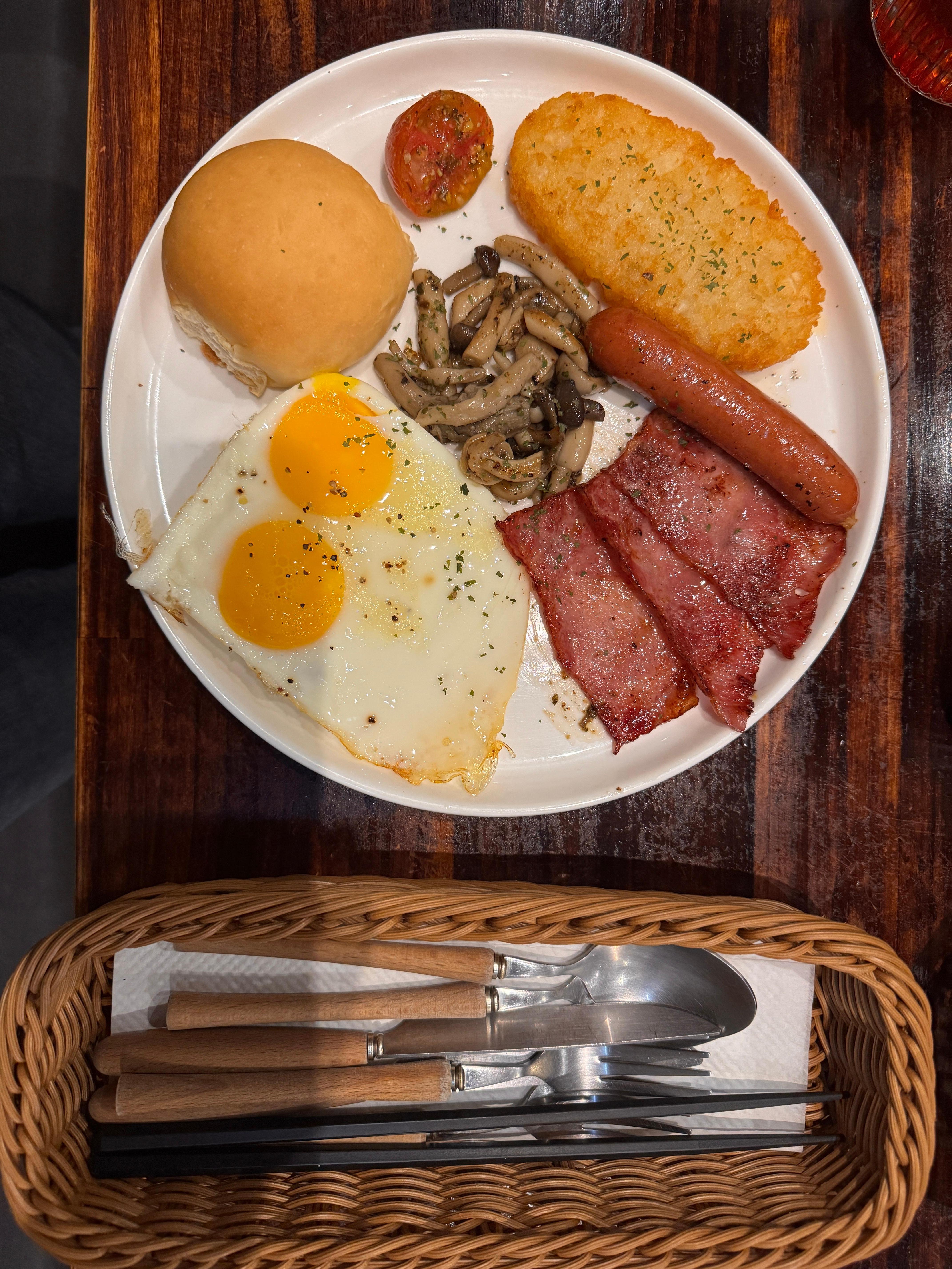 Home-made breakfast set