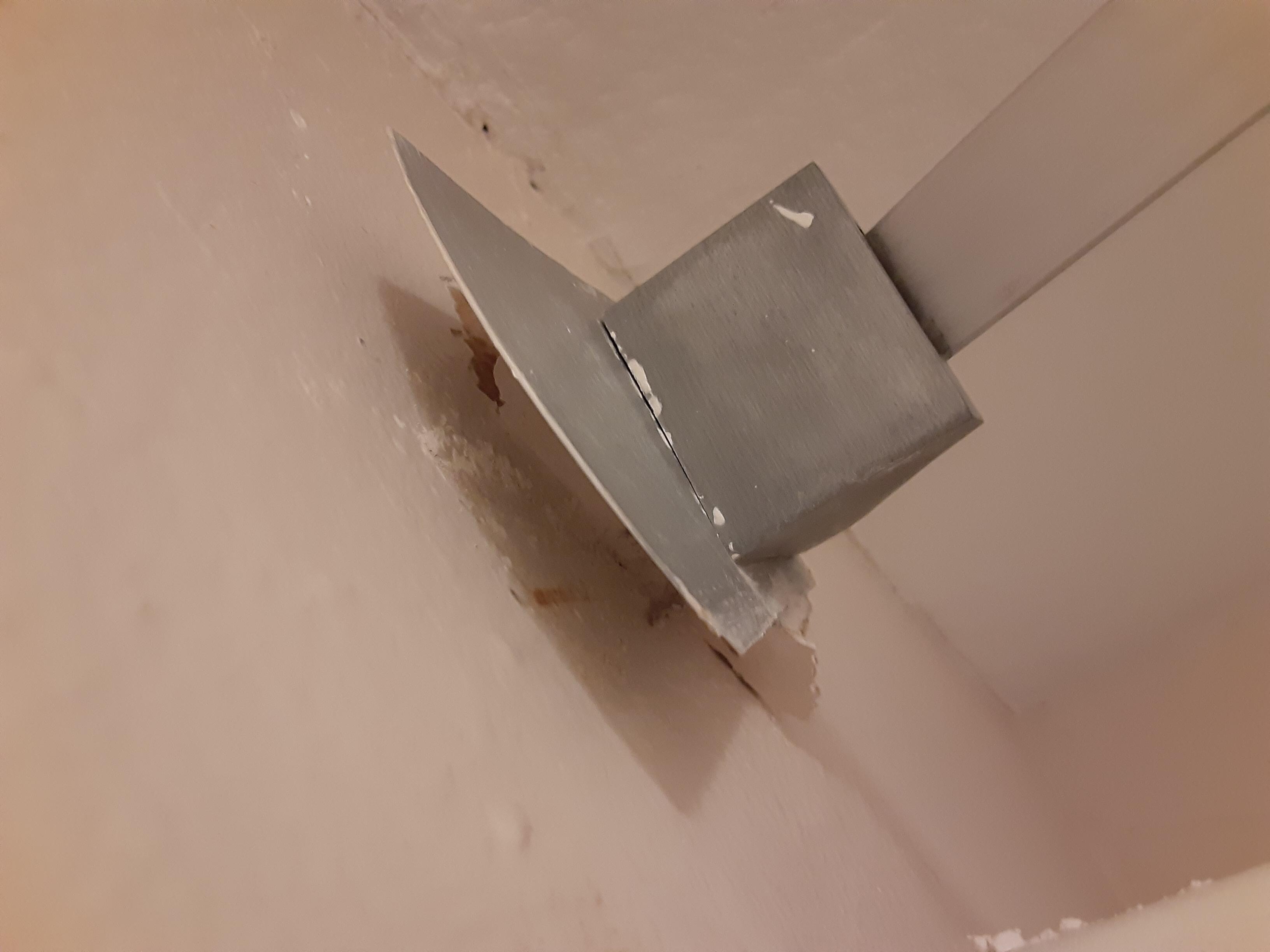 Shower bar breaking away from wall