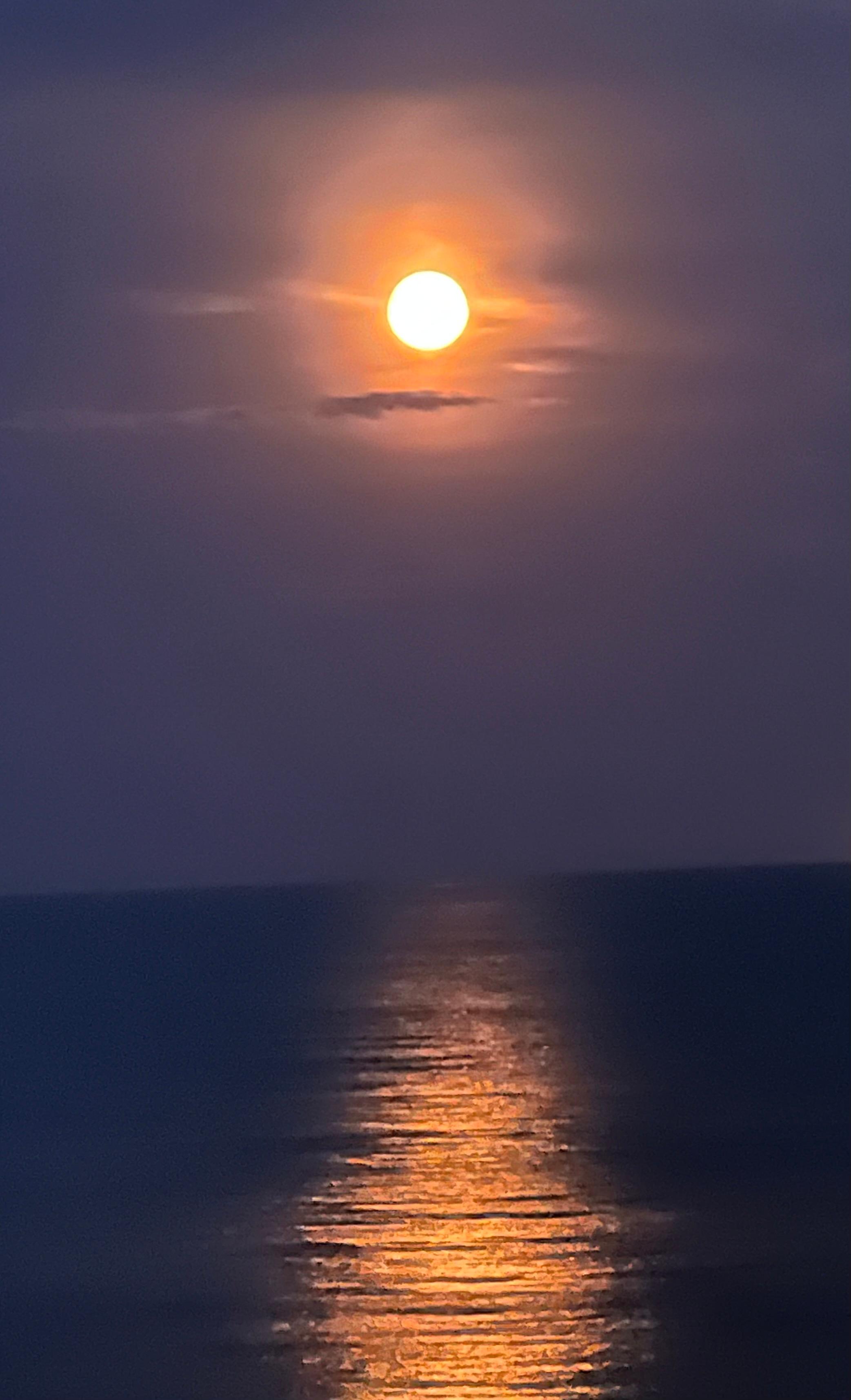 Moonrise over Shanklin Bay outside the Shoreside Inn