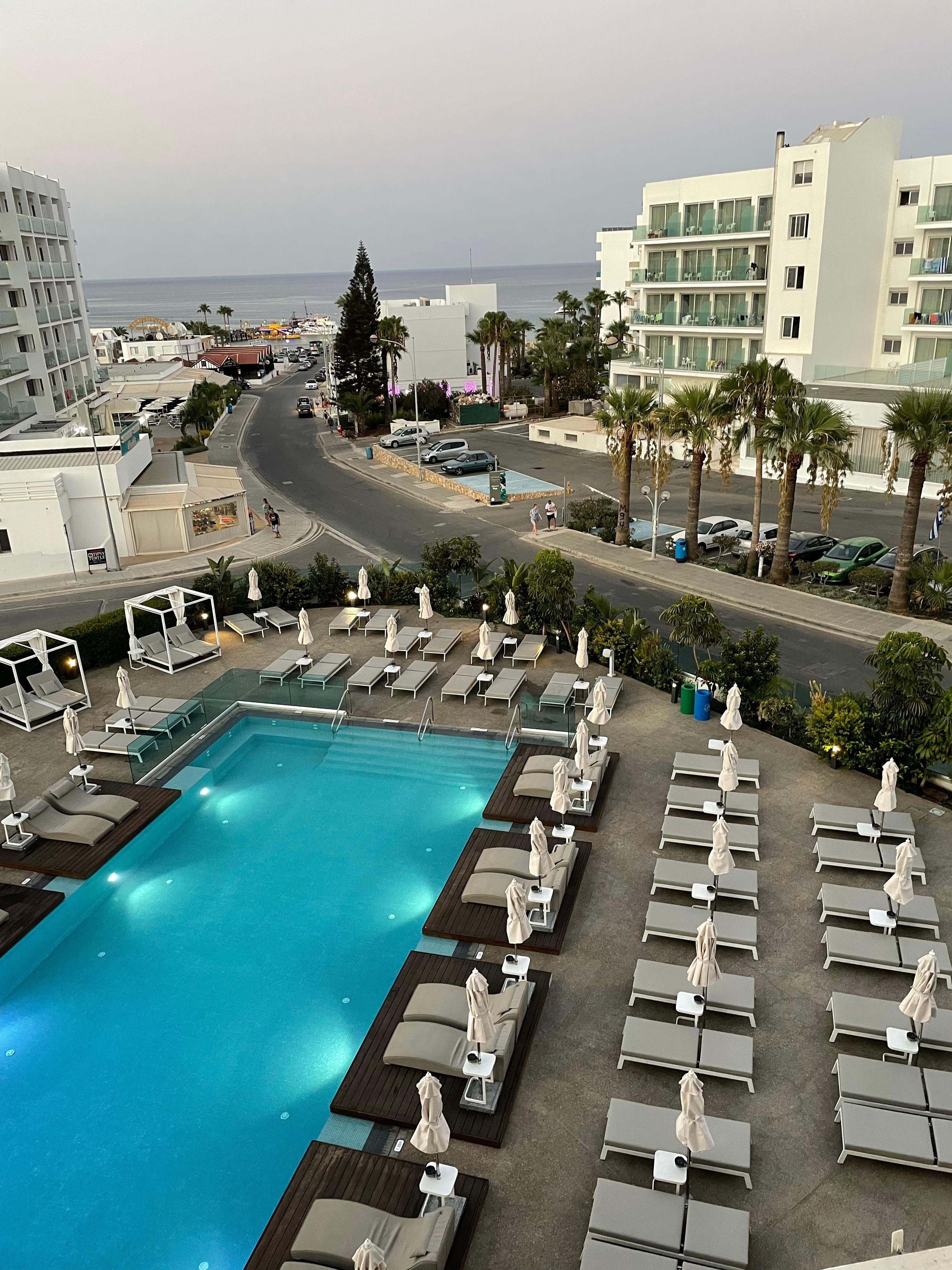 Swimming pool