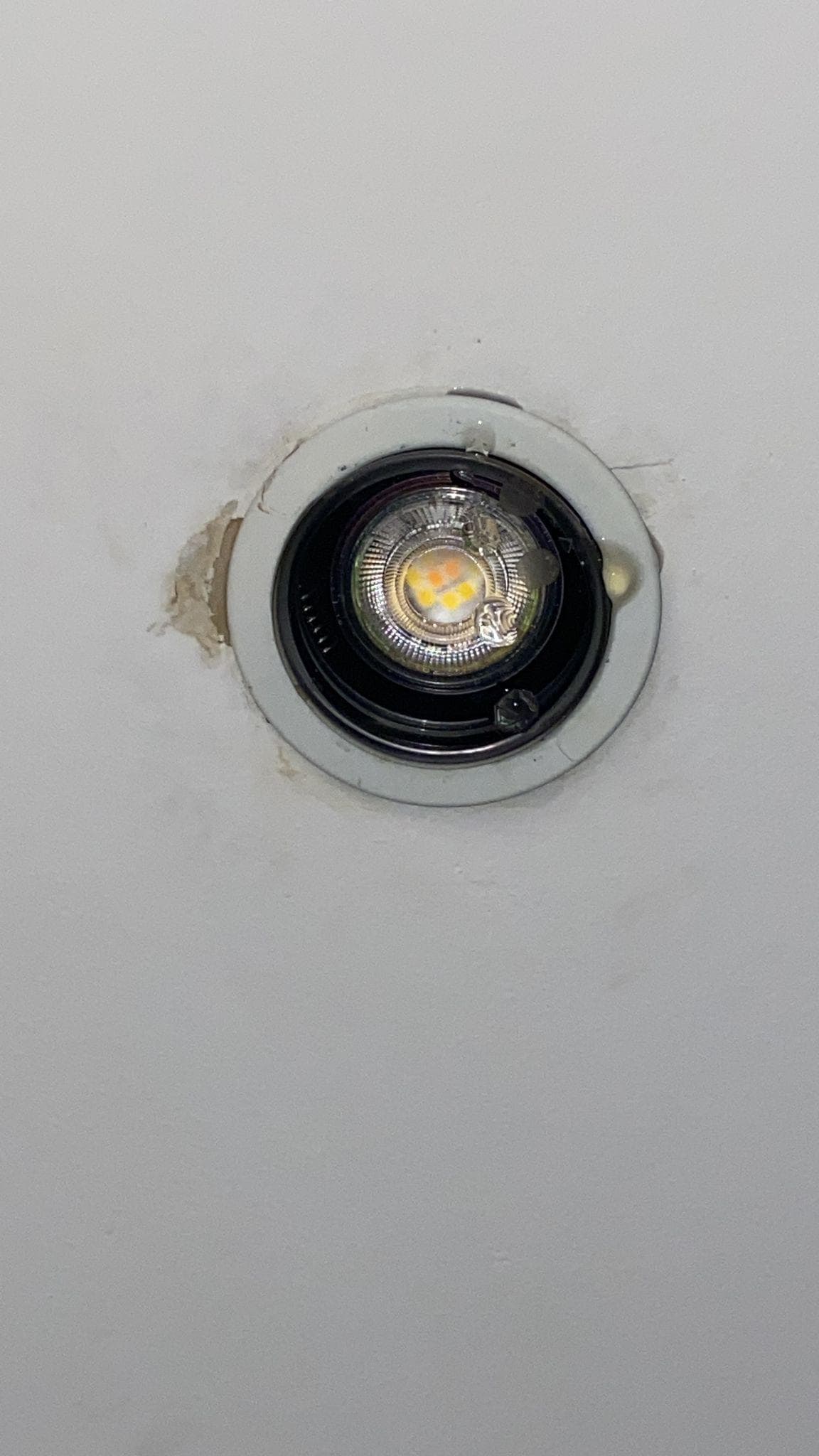 Broken, leaking light! 