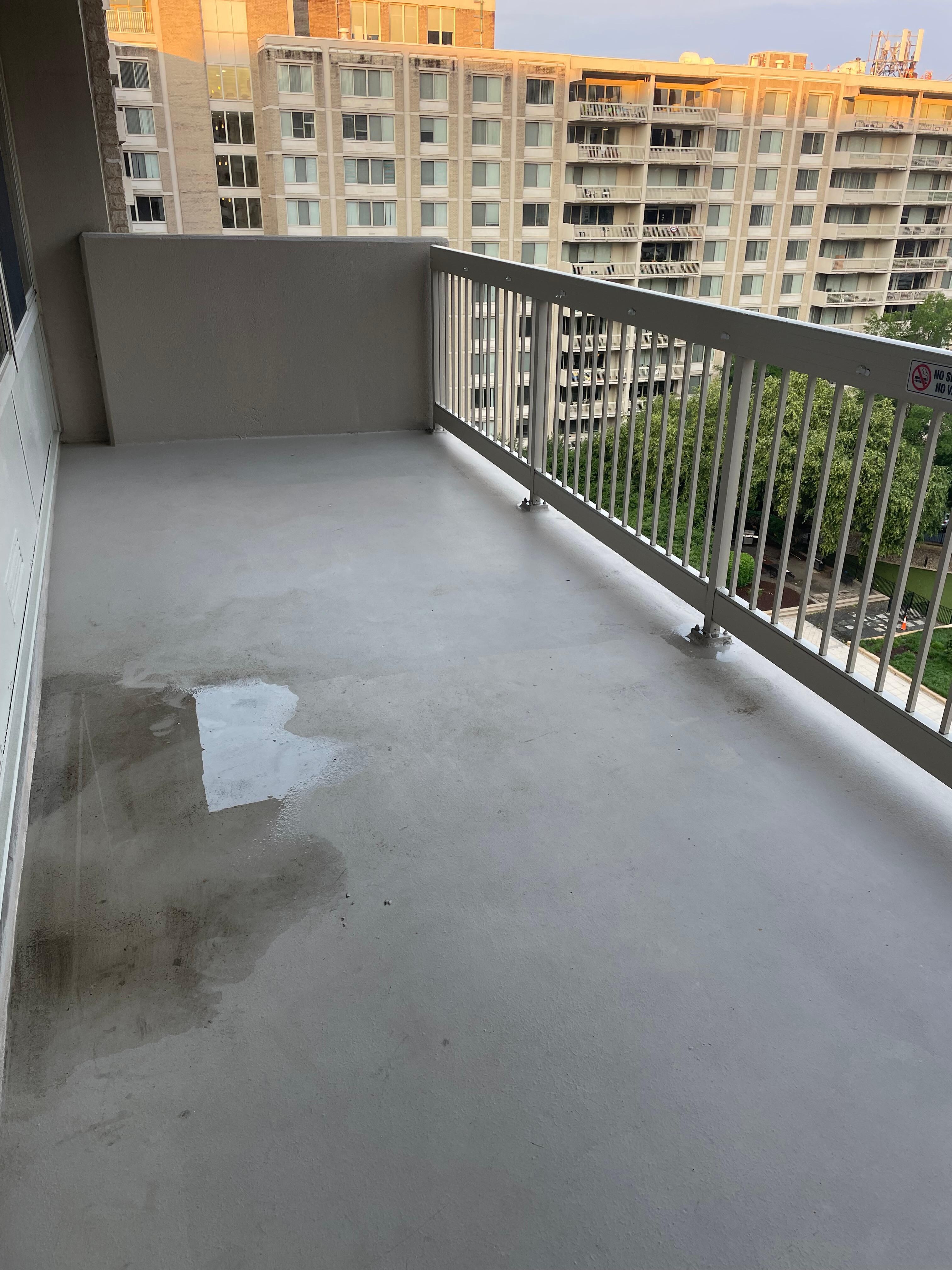 no outdoor furniture