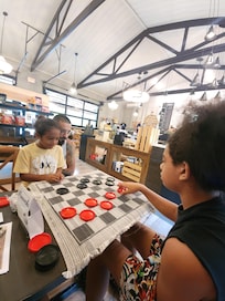 Cafe checkers