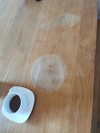 Skader på spisebord