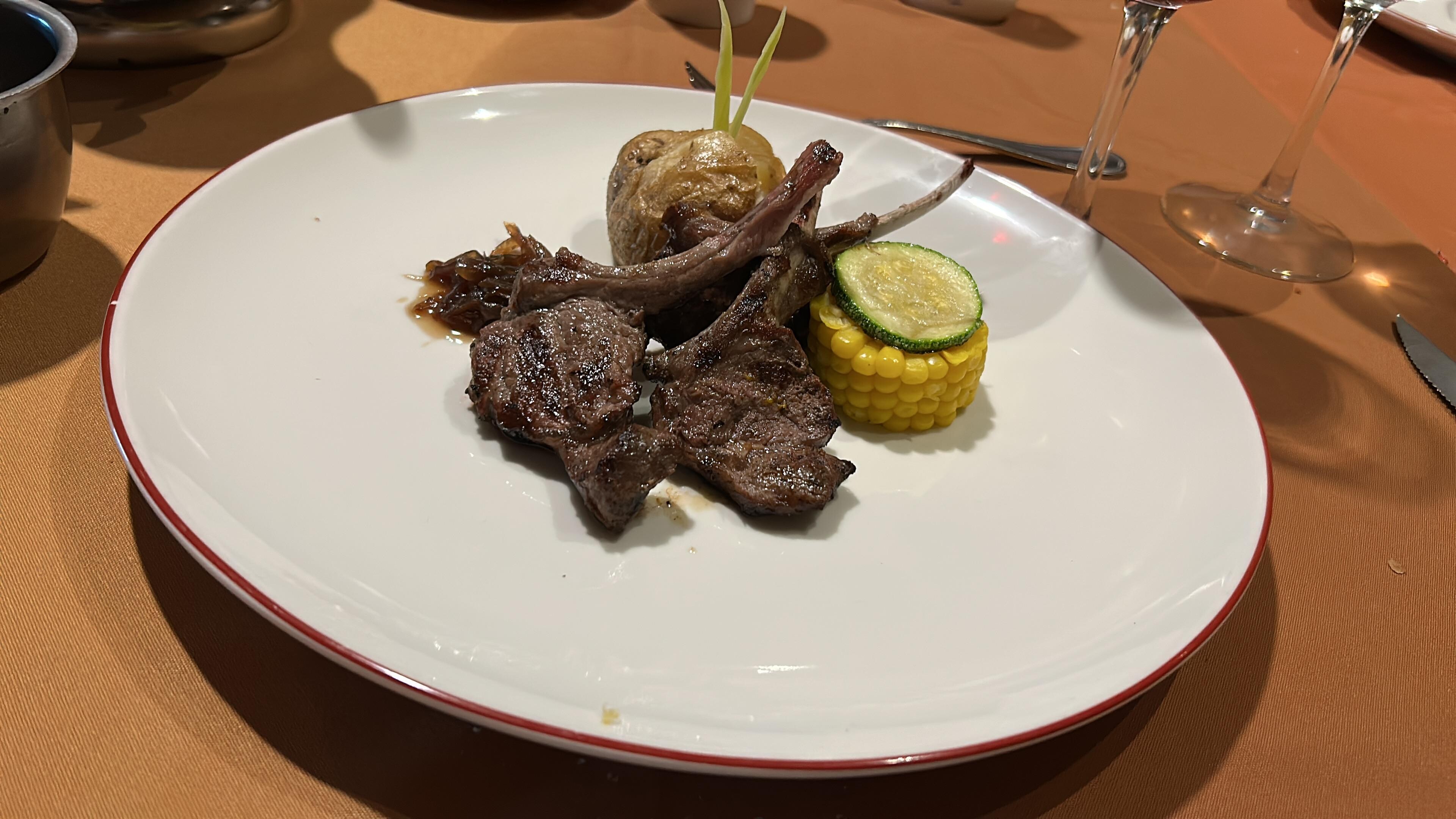 Costilla de Cordero restaurante de especialidades