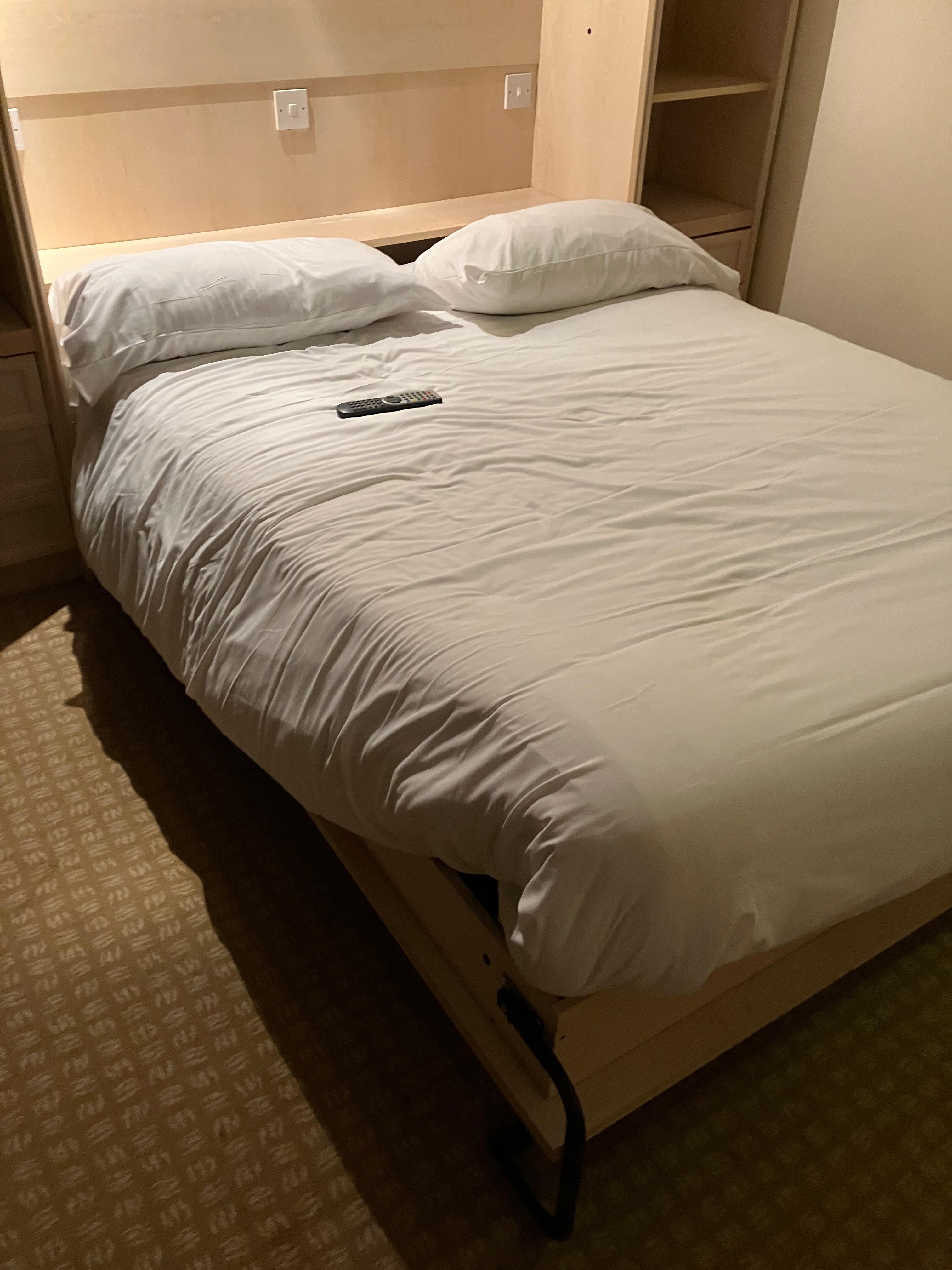 Pull down bed