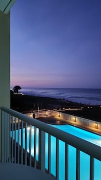 Mornings are so peaceful and beautiful.