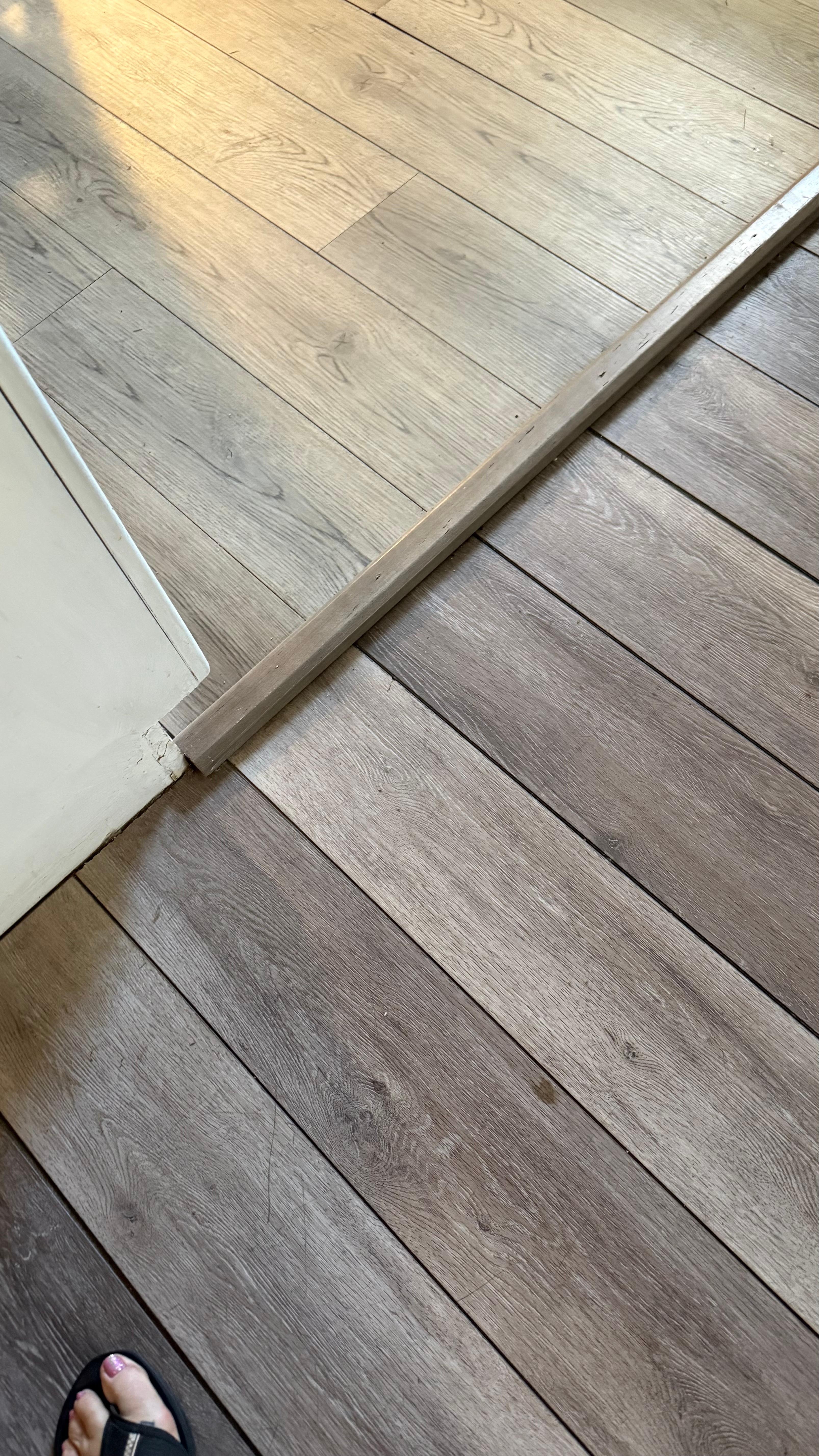 Hugh transitions between very in even floors.