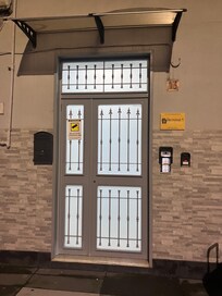 出入り口の外見