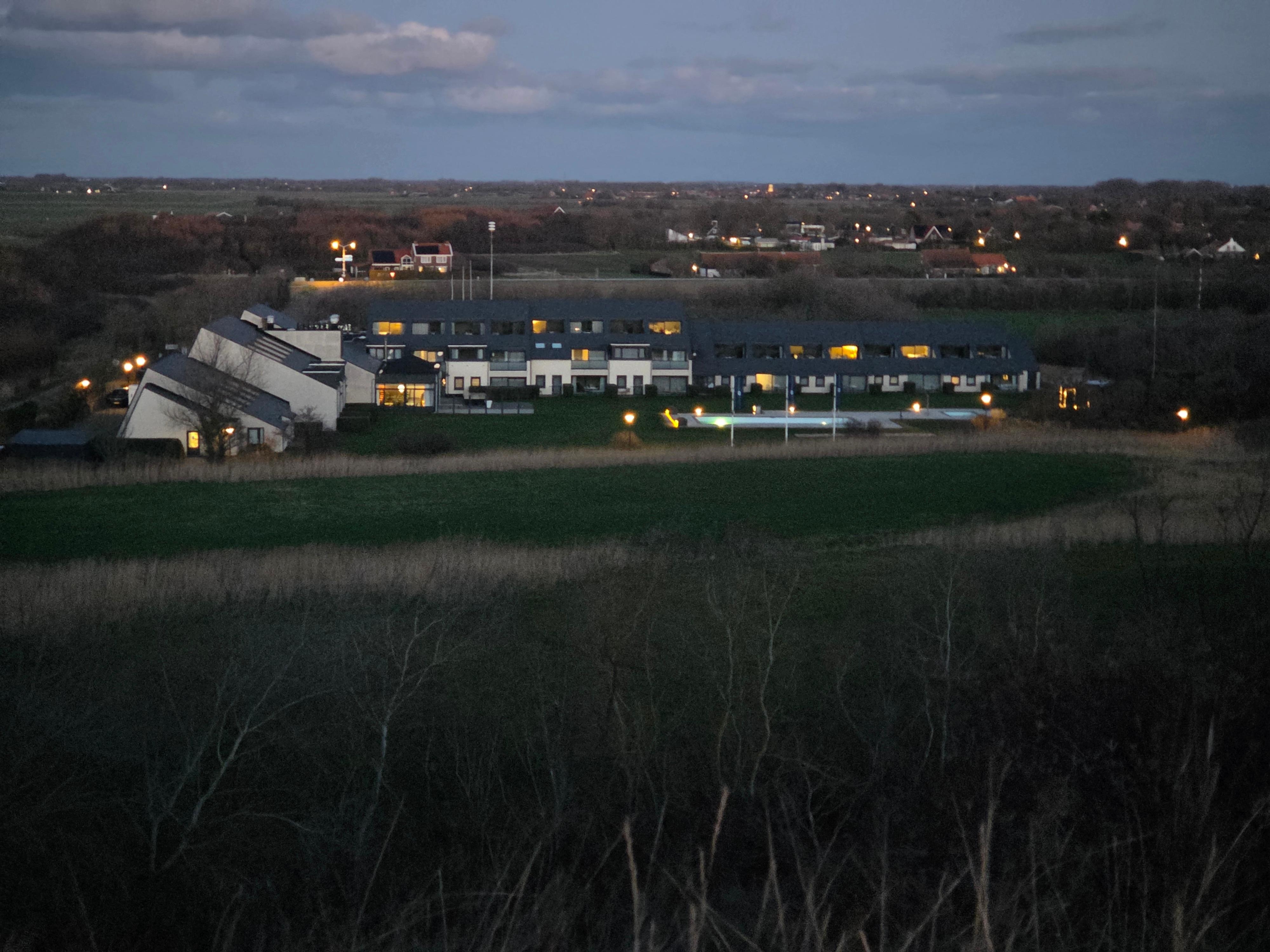 Hotel von der Düne aus