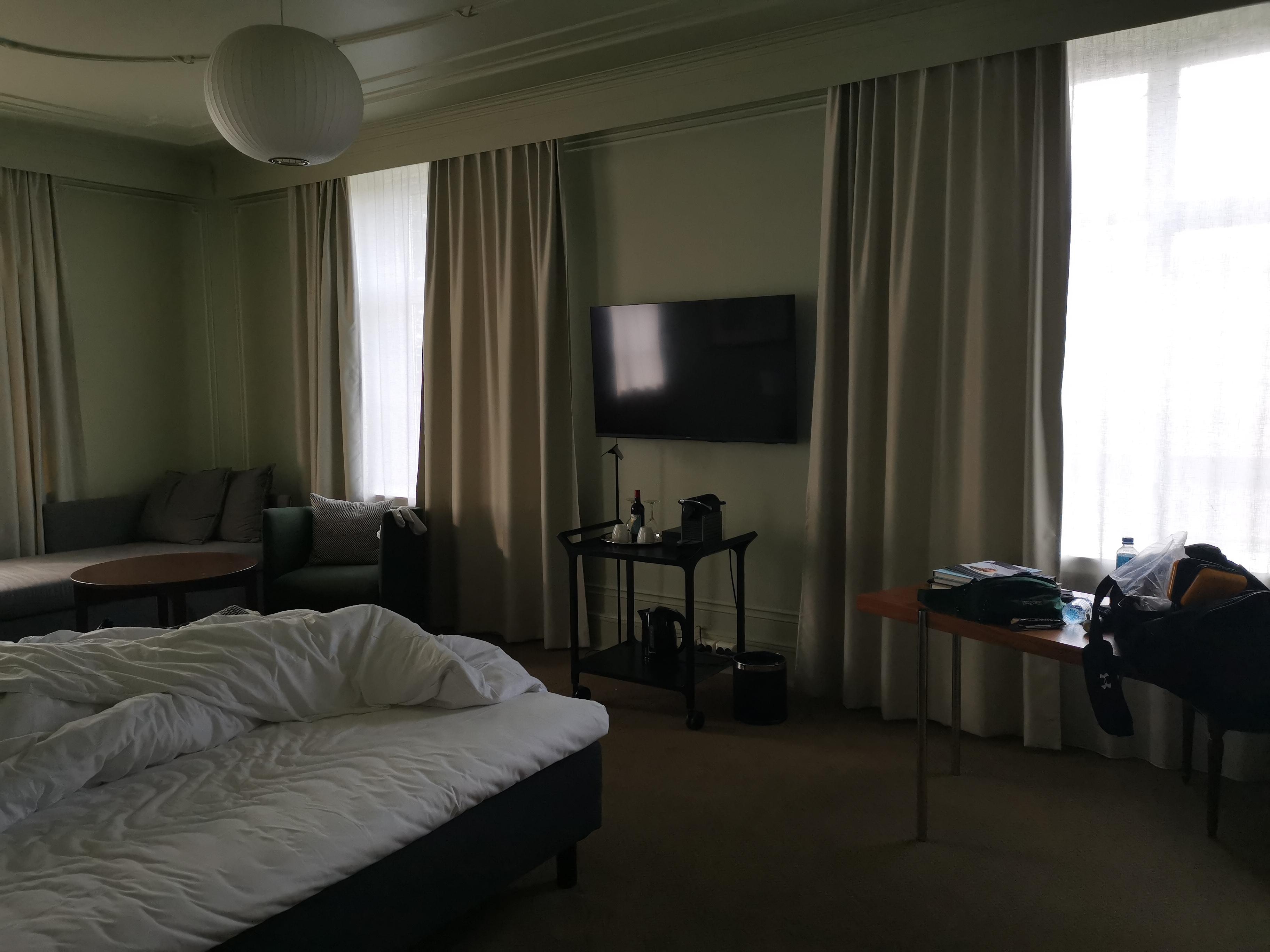 Spacious room