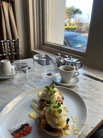 breakfast with a view