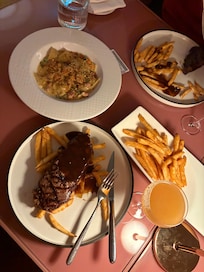 The cordon bleu ravioli was my favorite meal! 🥘 Steak and fries were good but it was quite salty for our palette.