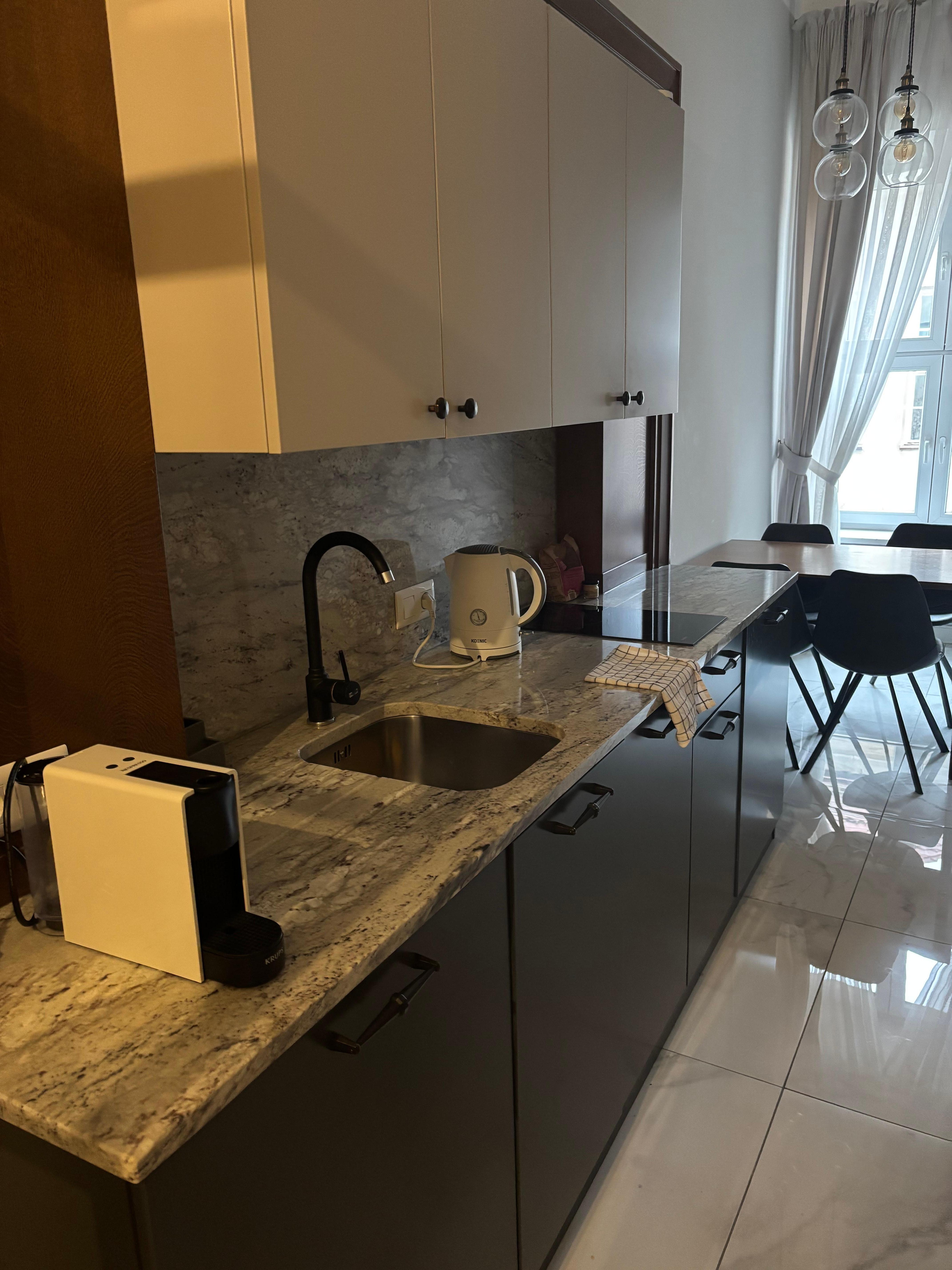 The kitchenette -even had a washing machine! Beautiful and modern