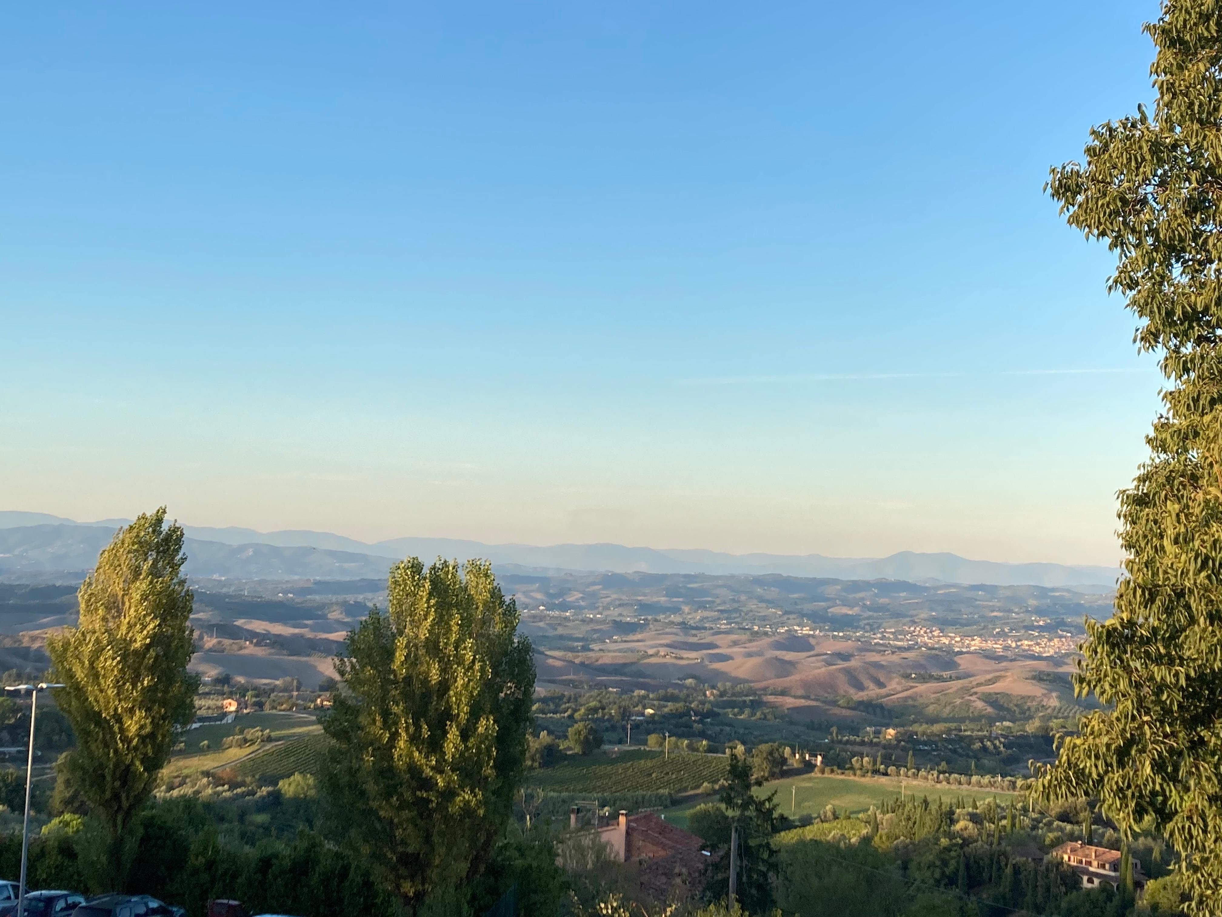 Udsigt fra hotellets terrasse.