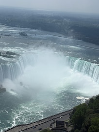 Horseshoe Falls
