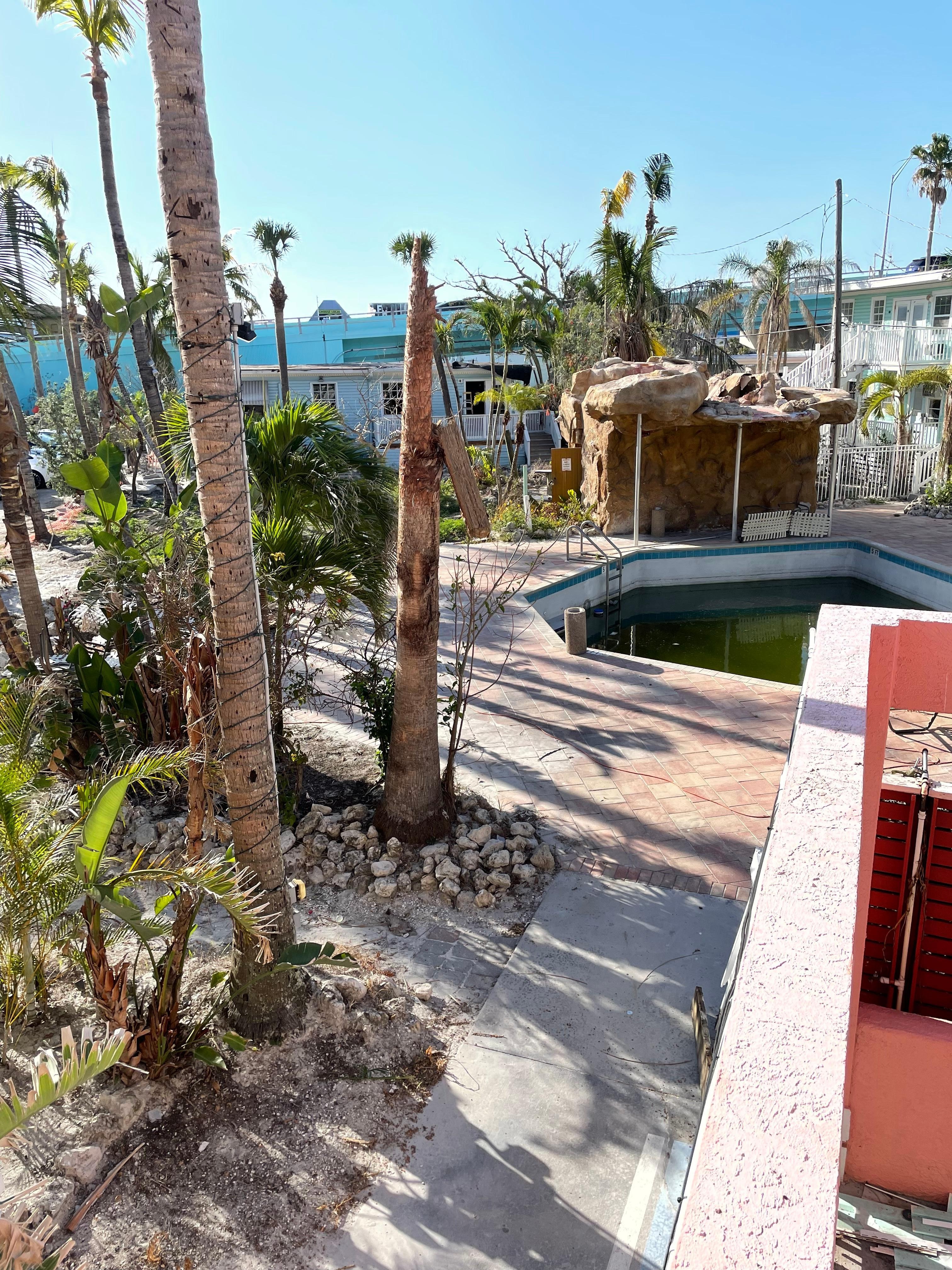 Hotel aún en reconstrucción, fotos no son lo que está en la página la realidad es otra