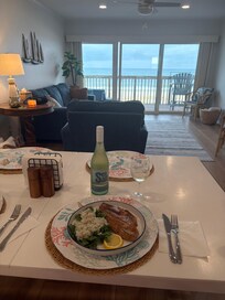 Washing dishes with this view was… much more fun!