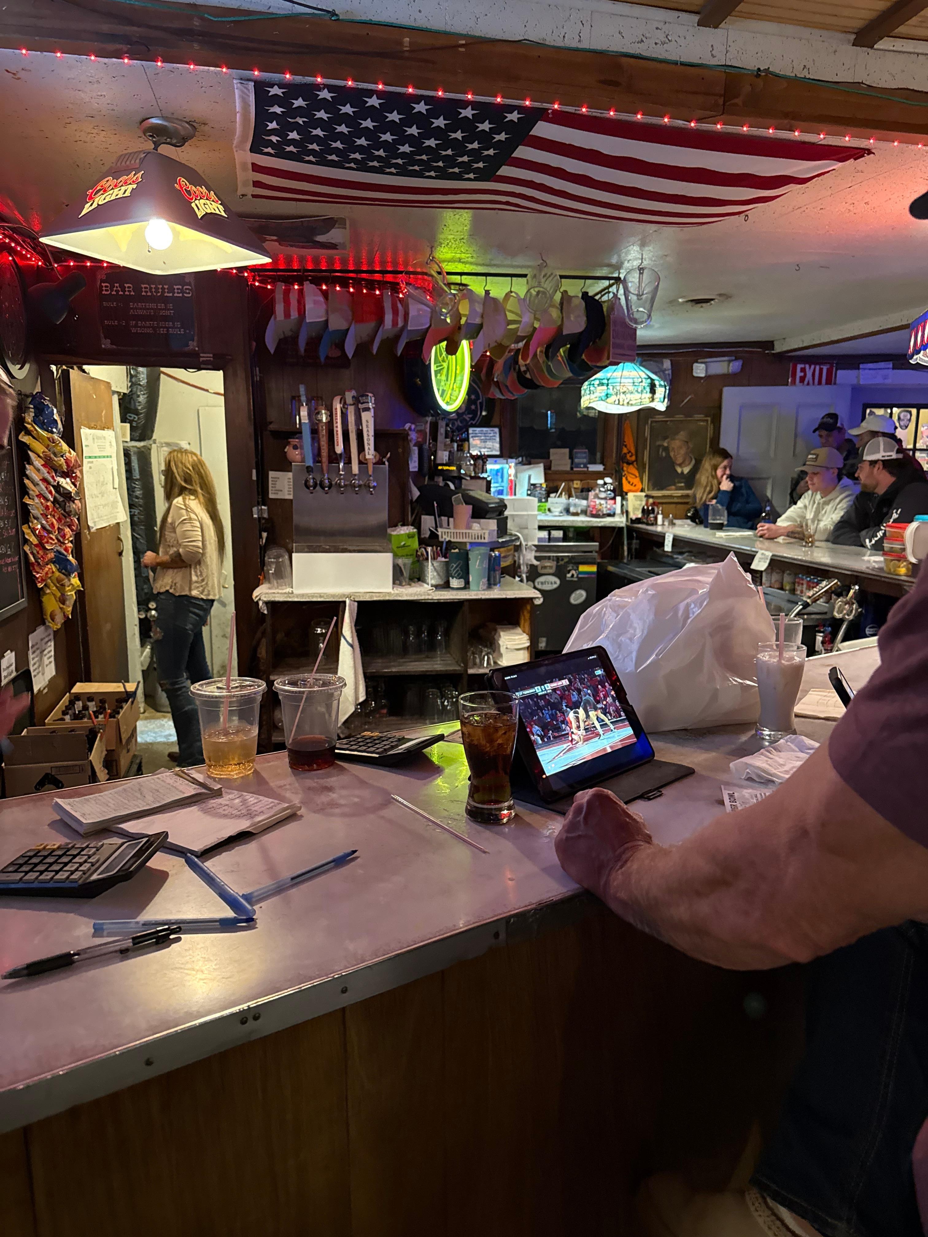 French Creek Tavern Wings ROCK!