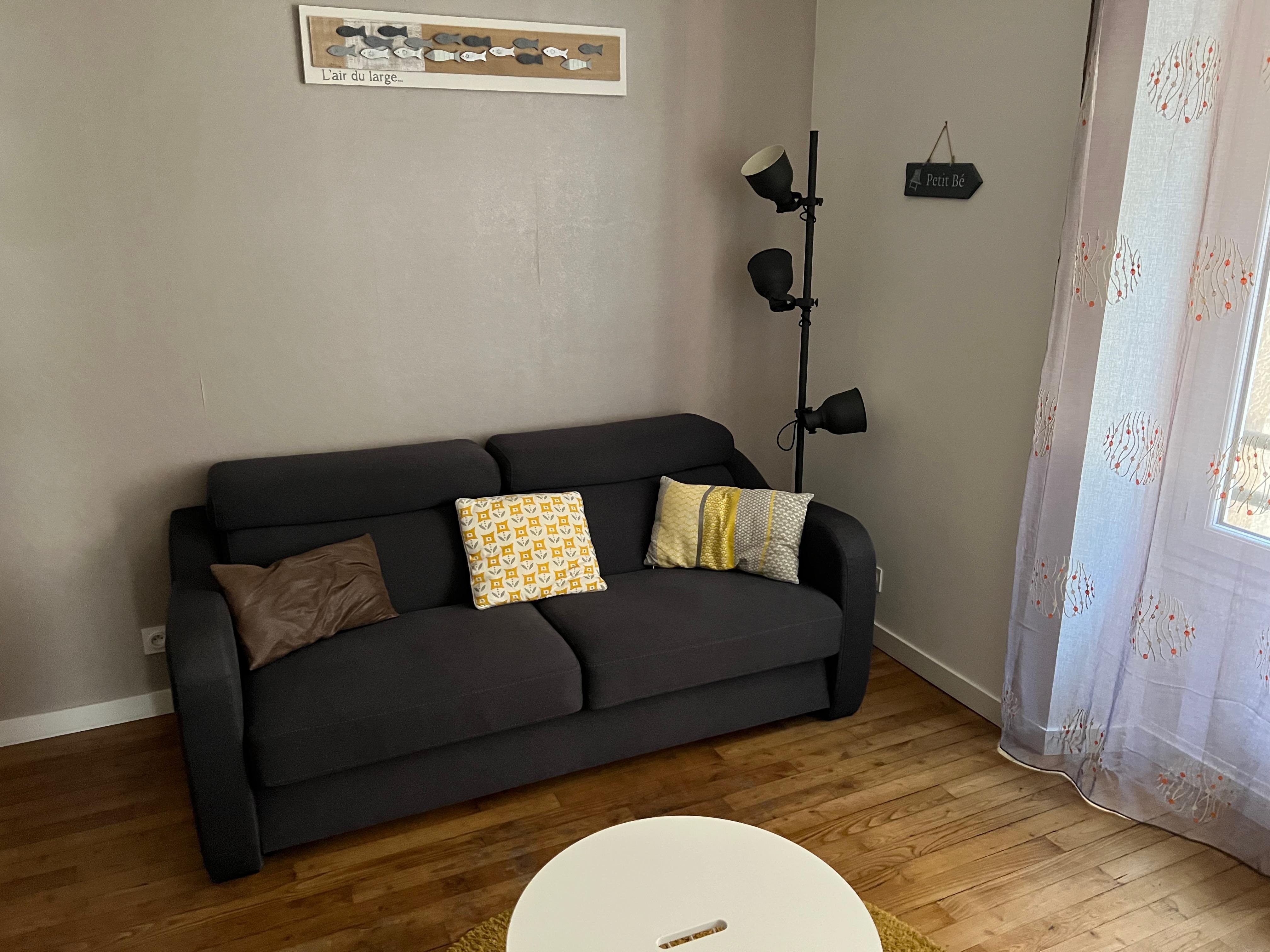 Lounge room