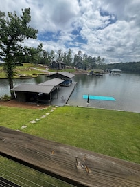 The boat house and dock were fantastic! with a swim pad provided by the host!