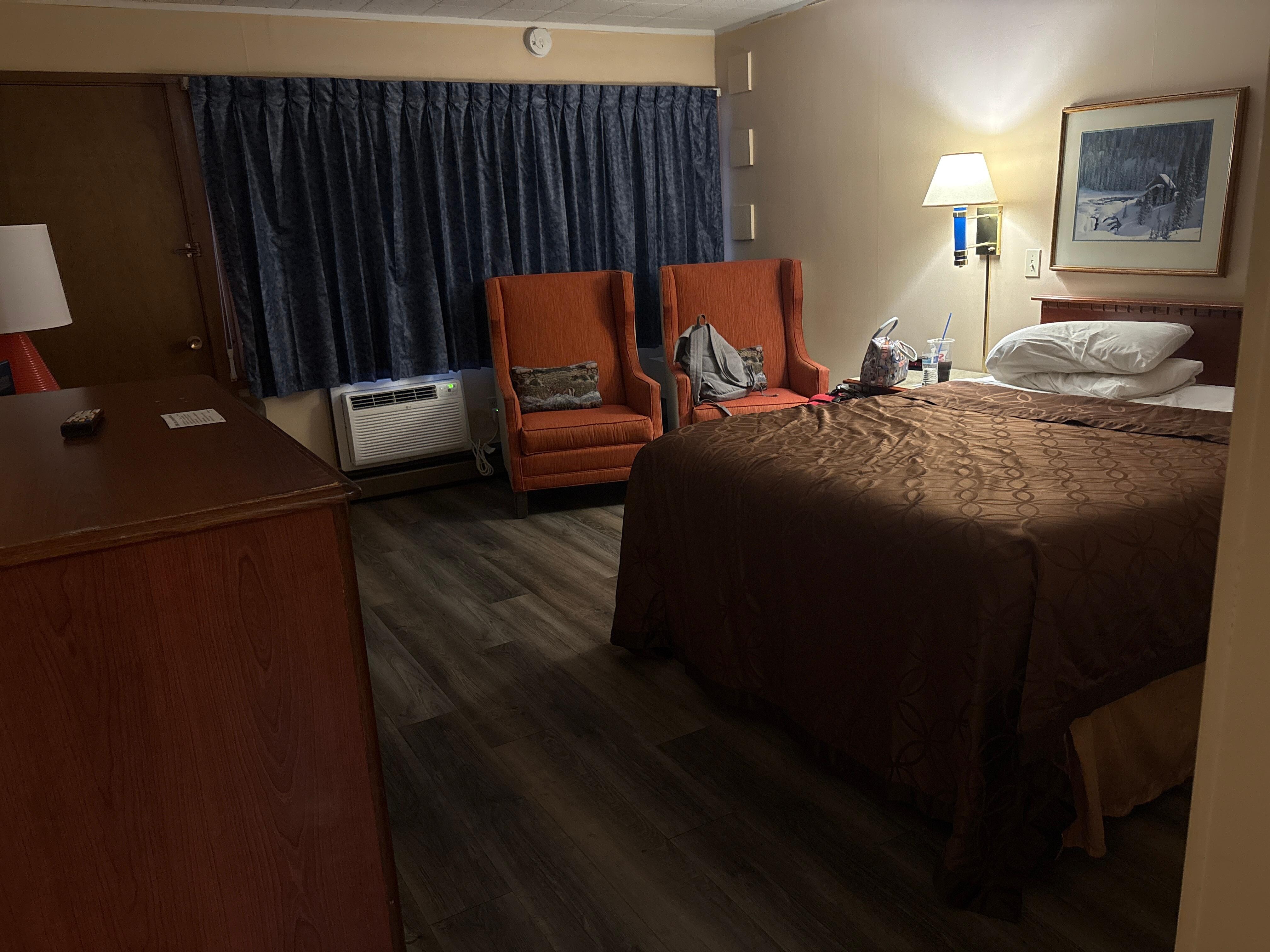 Main room 