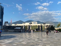 Skenderbeg pladsen 5 minutter fra hotellet