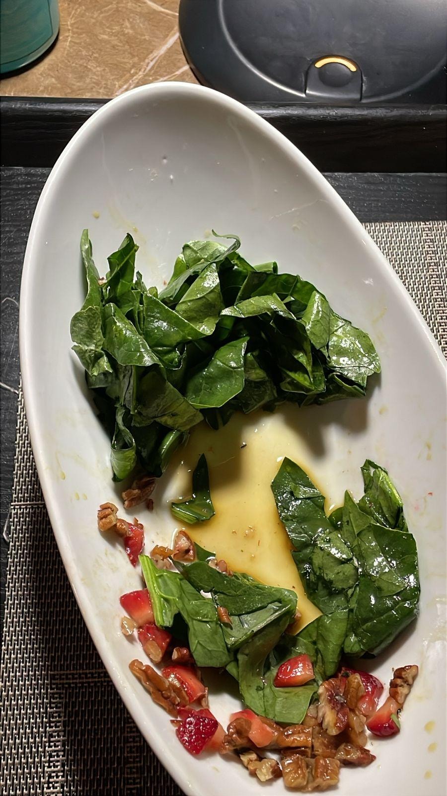 Insecto en la ensalada