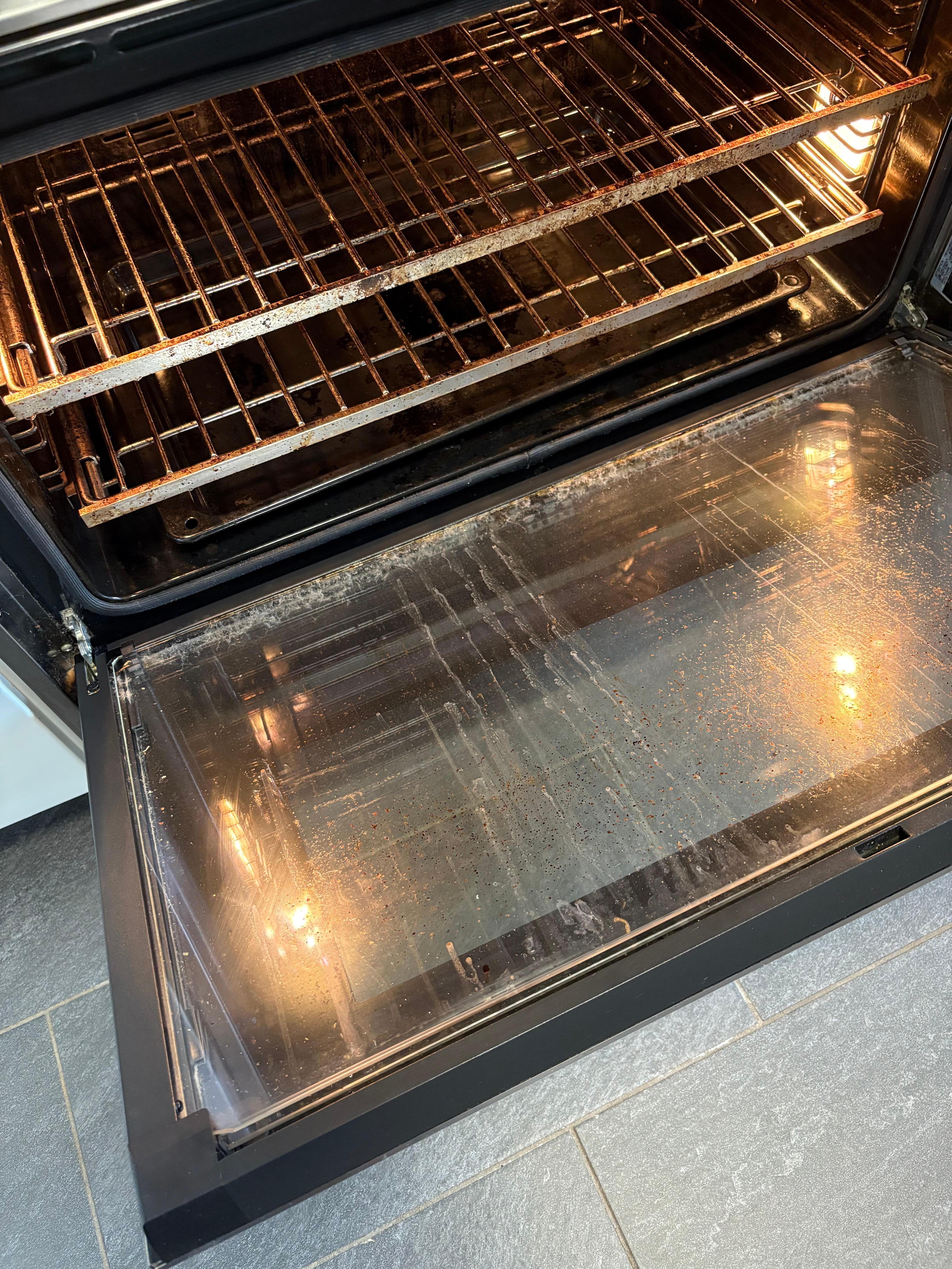 Oven dirty 