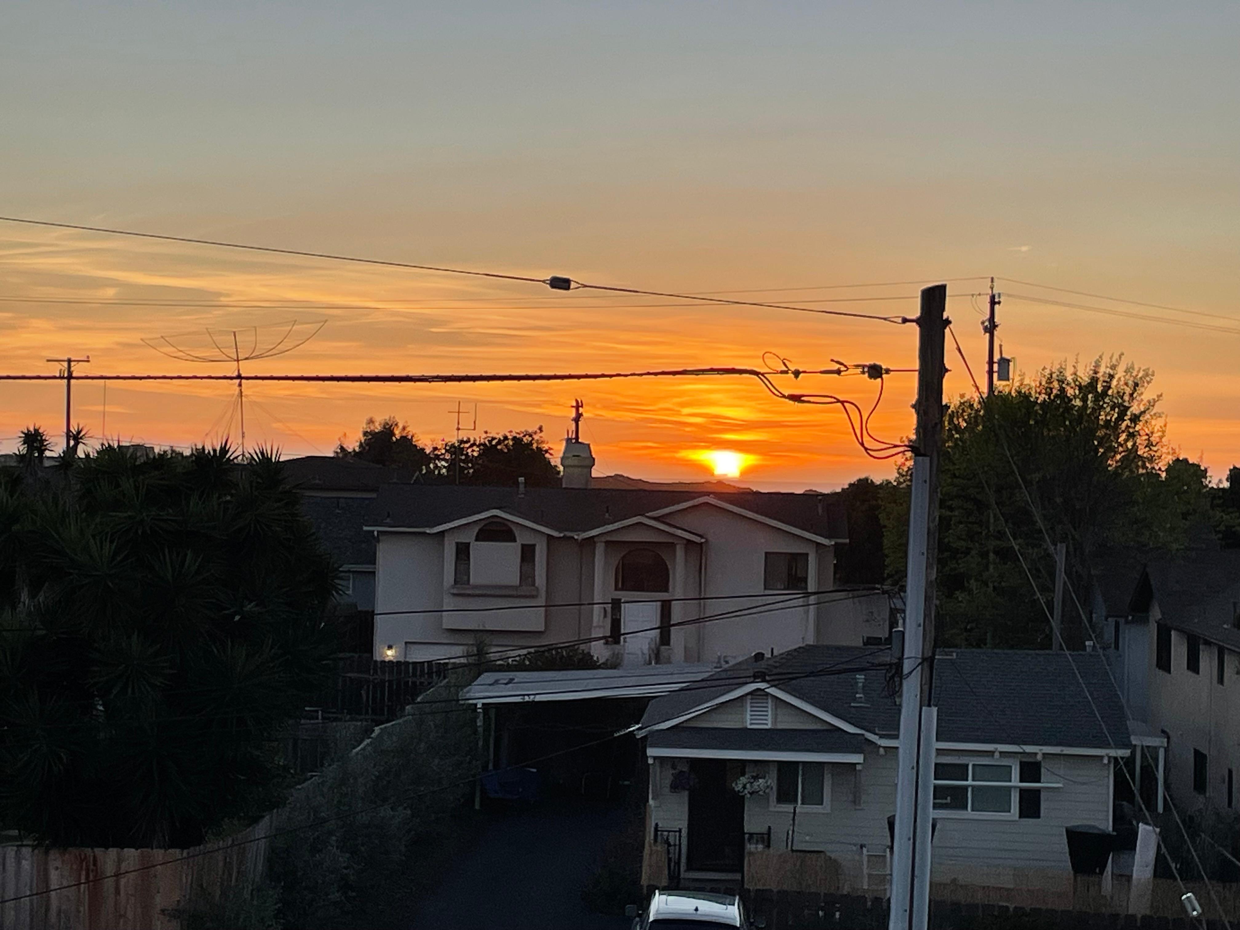 Sunset from the rooftop patio 🤩