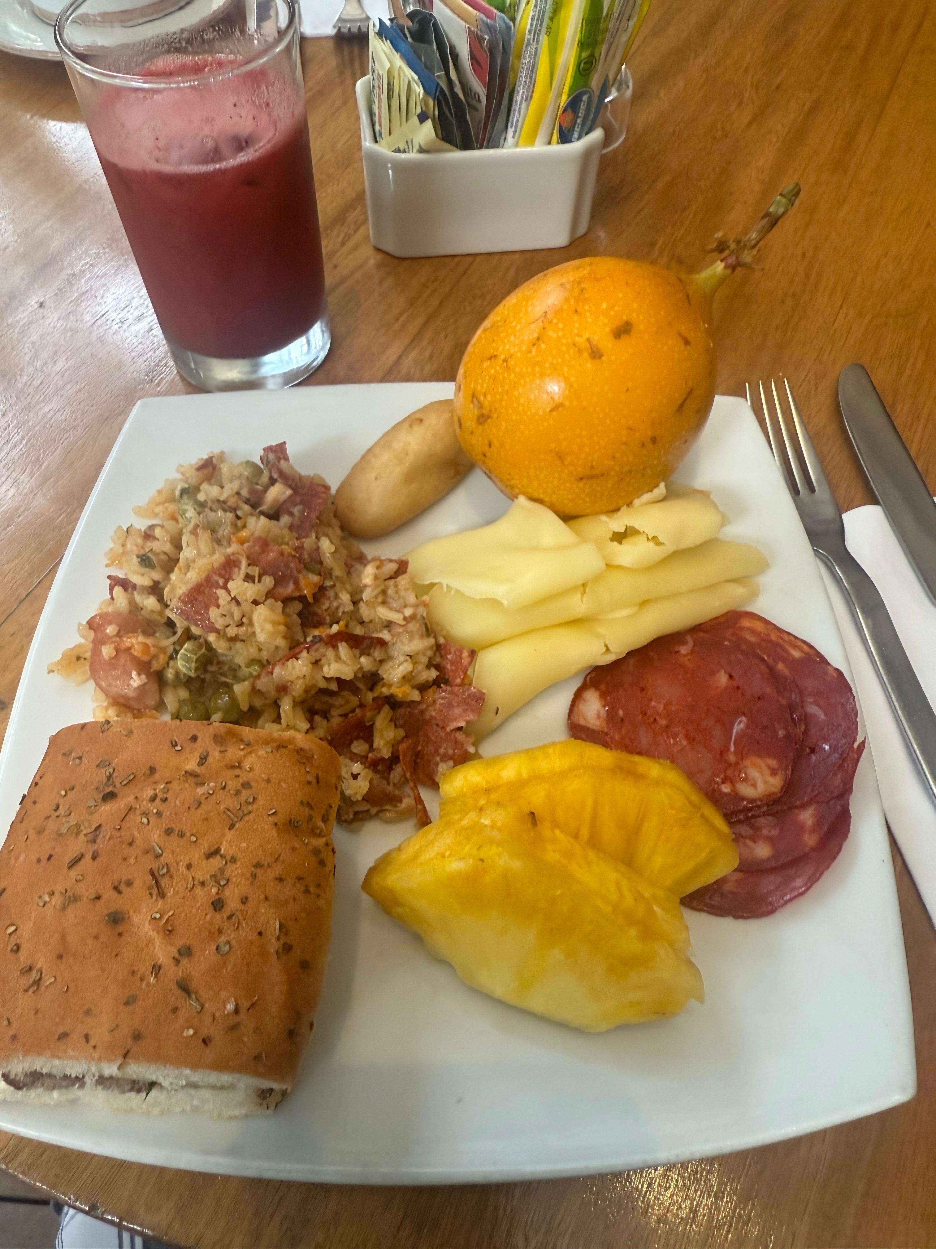 Breakfast.  Fresh strawberry juice. Colombian staples.