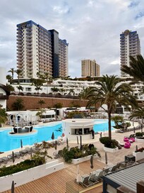 Lagoon Pool mit den 2 Towern