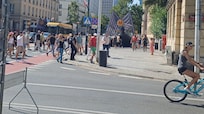 Access to M2 metro university 5 mins walk
