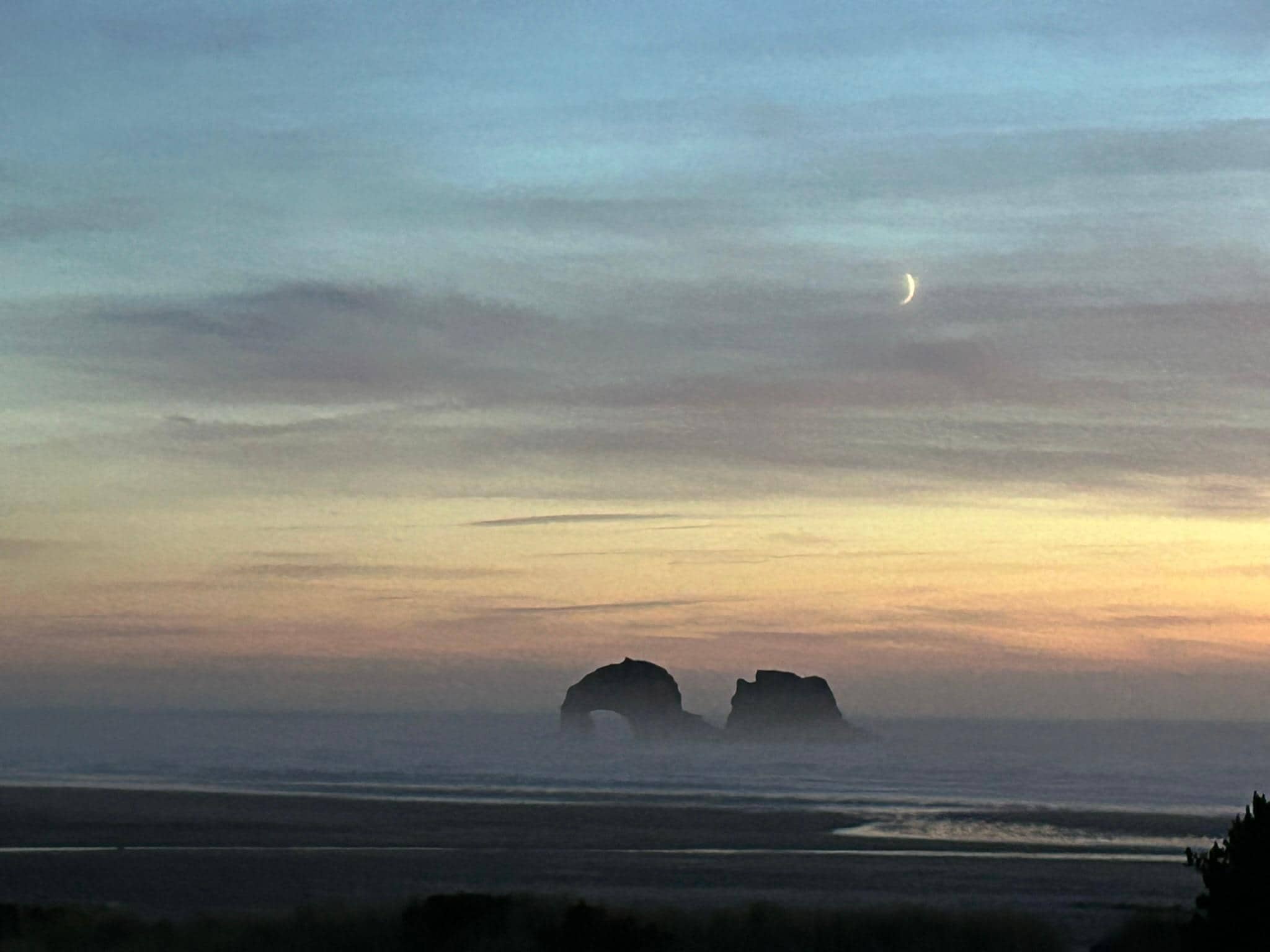 The Twins and the Moon. 