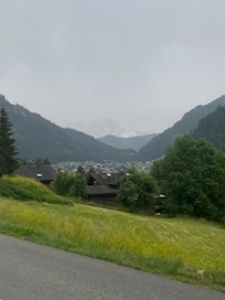 Les environs de lâhĂŽtel