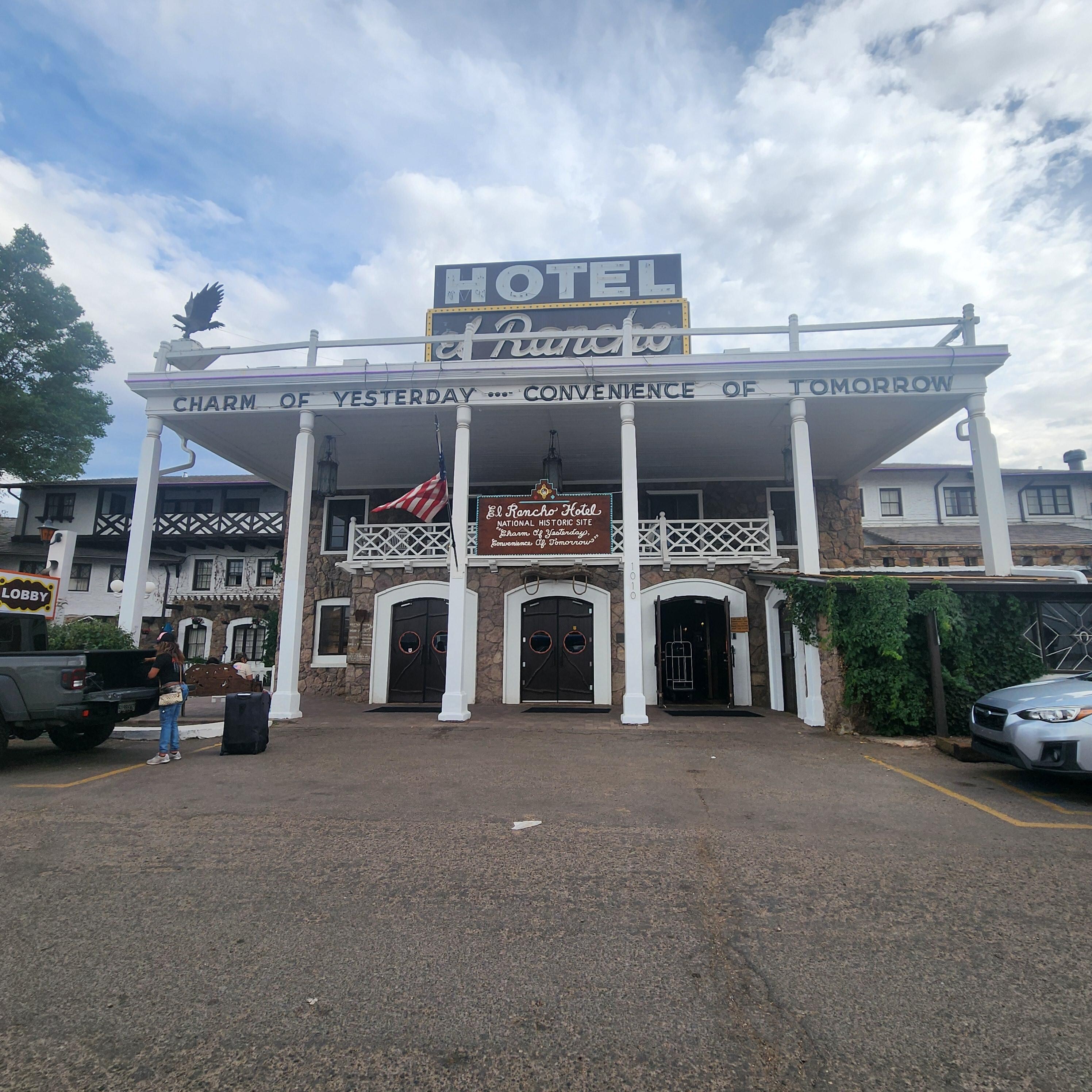 El Rancho Hotel