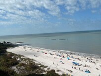 Beautiful sand Beach!!