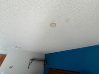 No smoke detector
