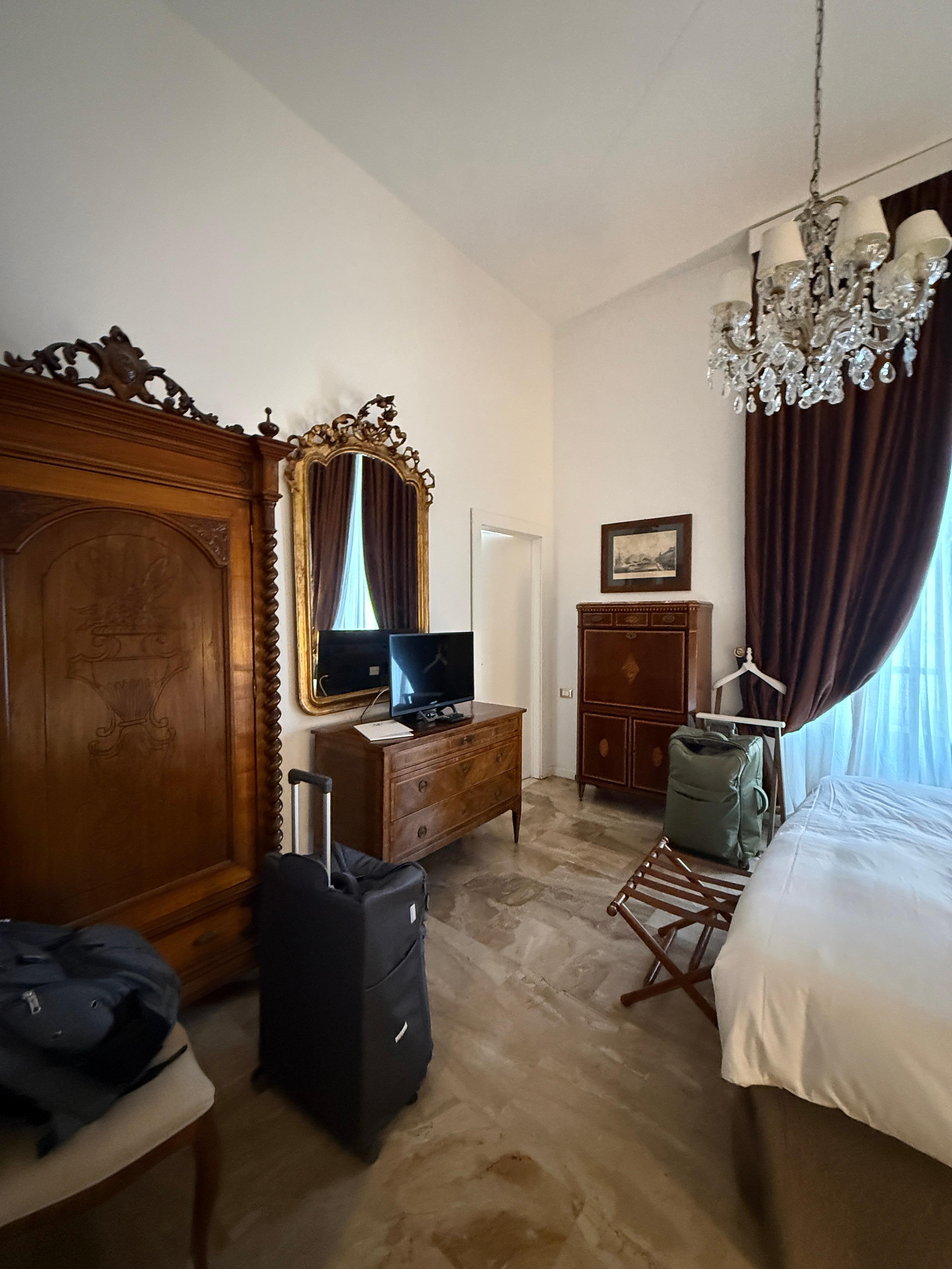 This is actual room, has nothing to do which shown pictures