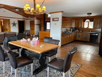 Great kitchen for those who like to cook.